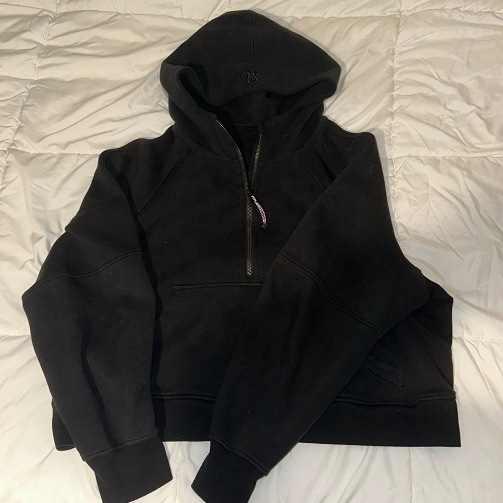 Black Lululemon Scuba